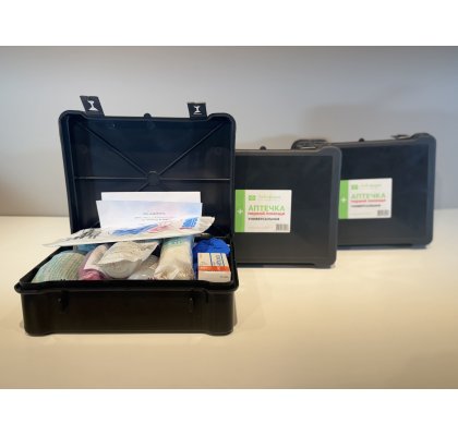 Аптечка первой помощи универсальная в футляре (без тонометра и термометра) фото